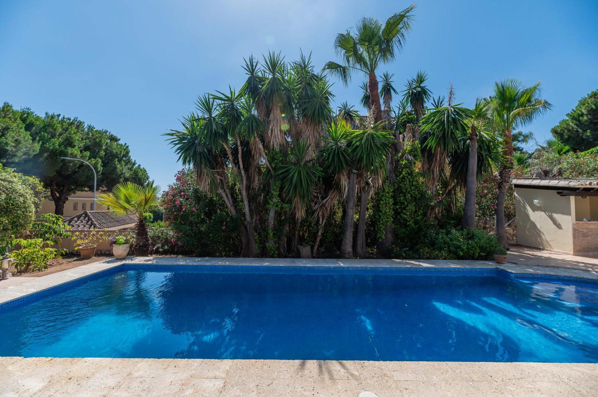 New Beachside With Private Pool Villa