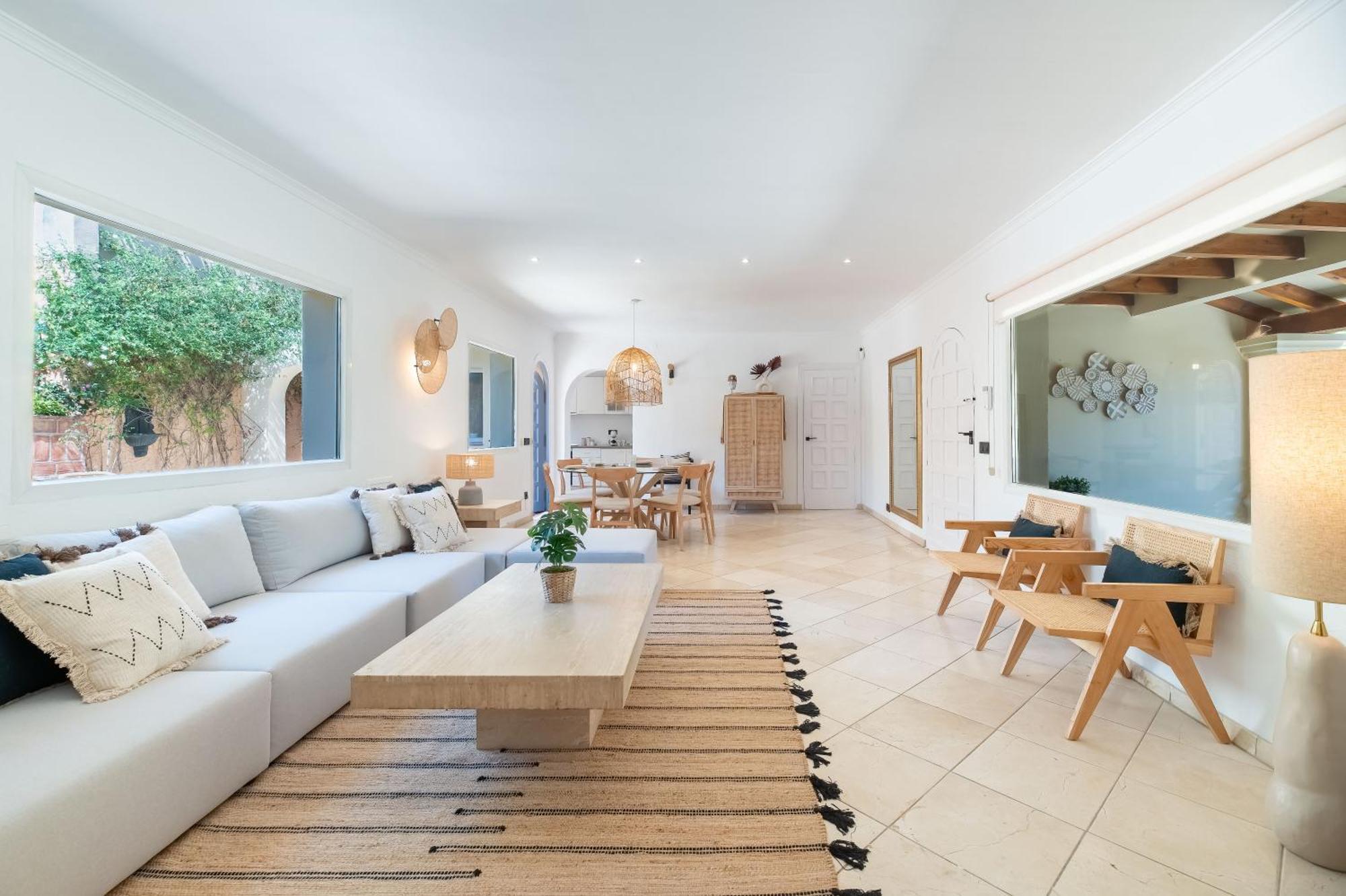 New Beachside With Private Pool Villa *