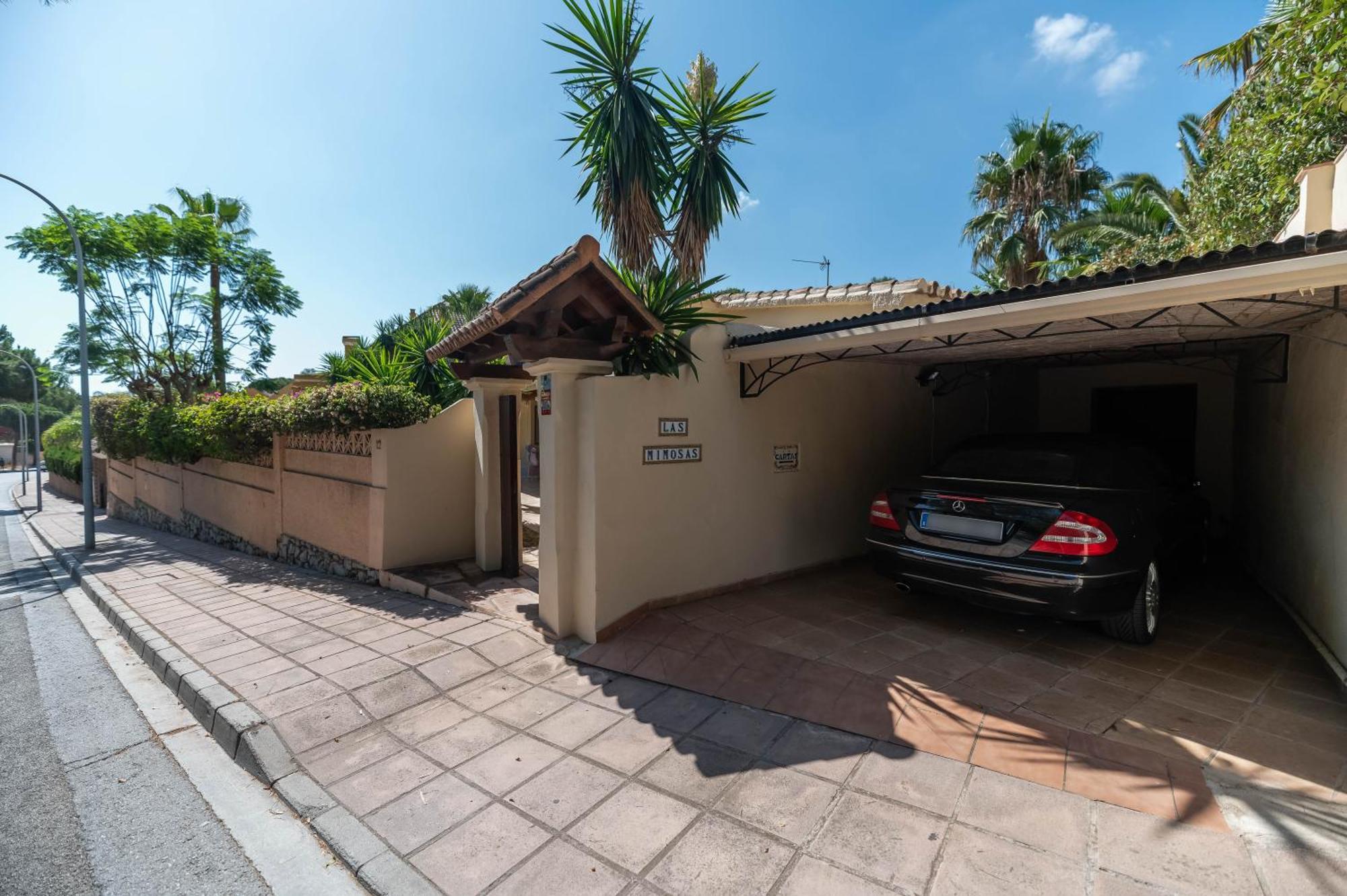 New Beachside With Private Pool * Marbella