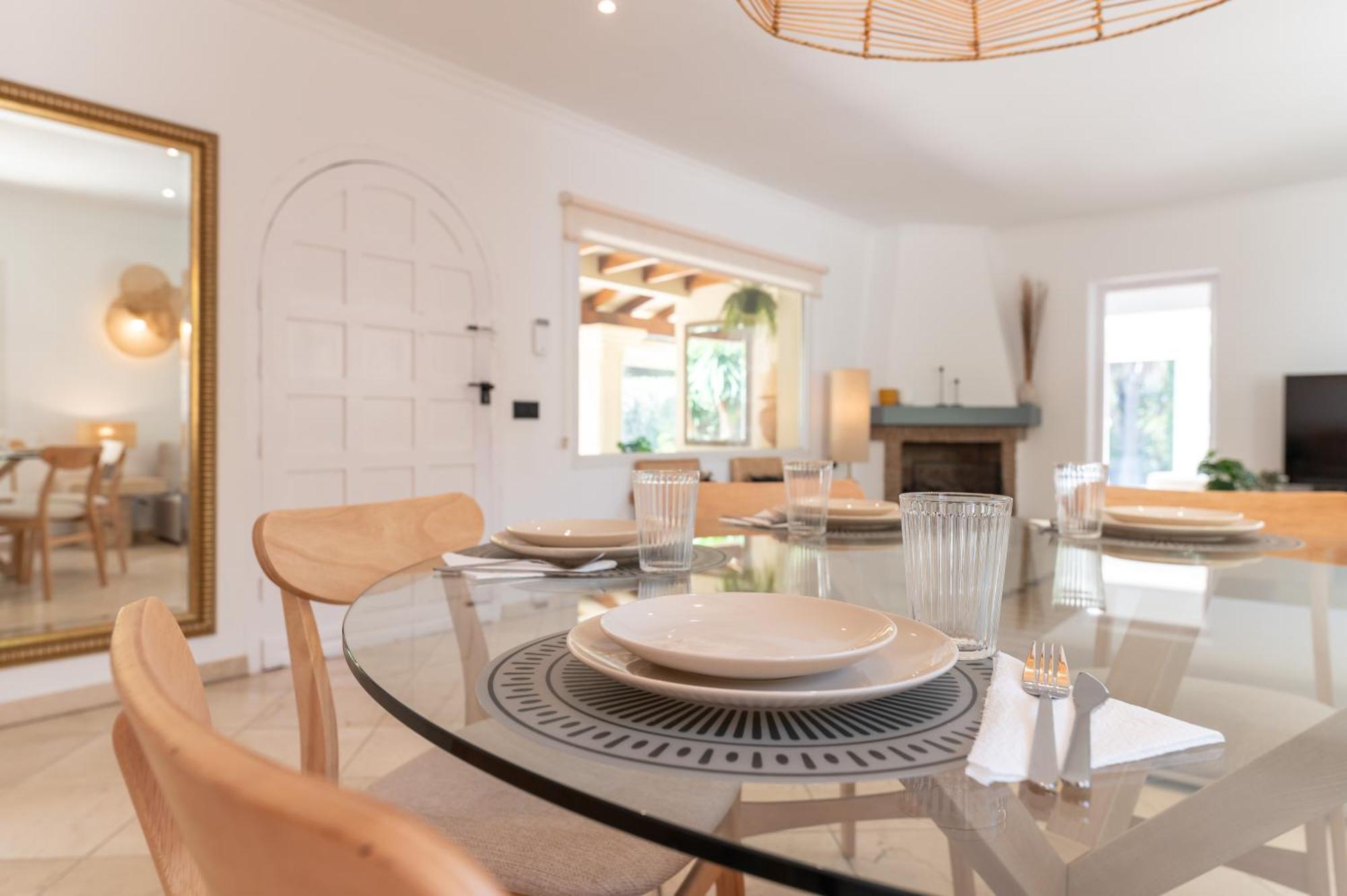 Villa New Beachside With Private Pool Marbella