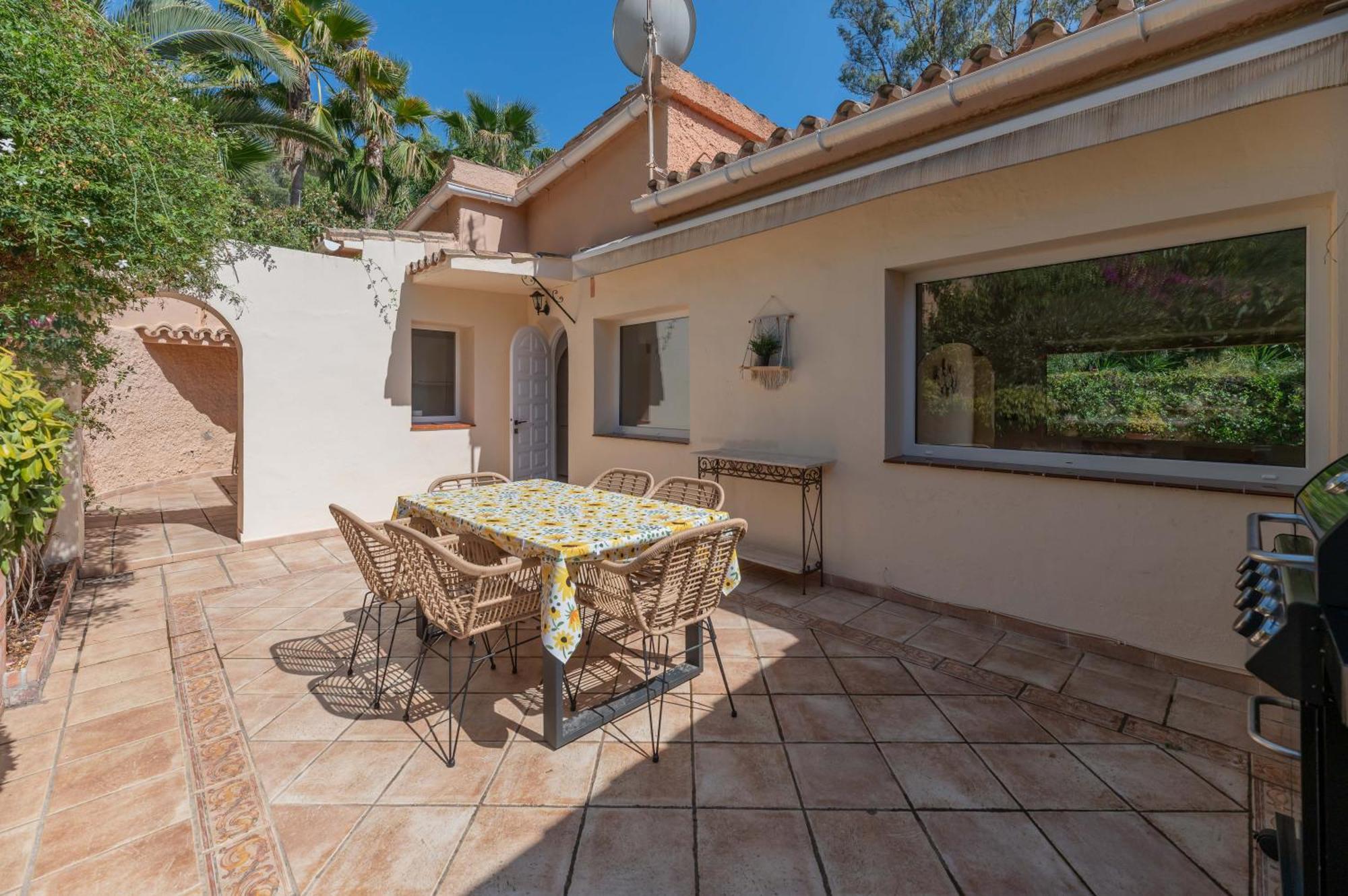 Villa New Beachside With Private Pool