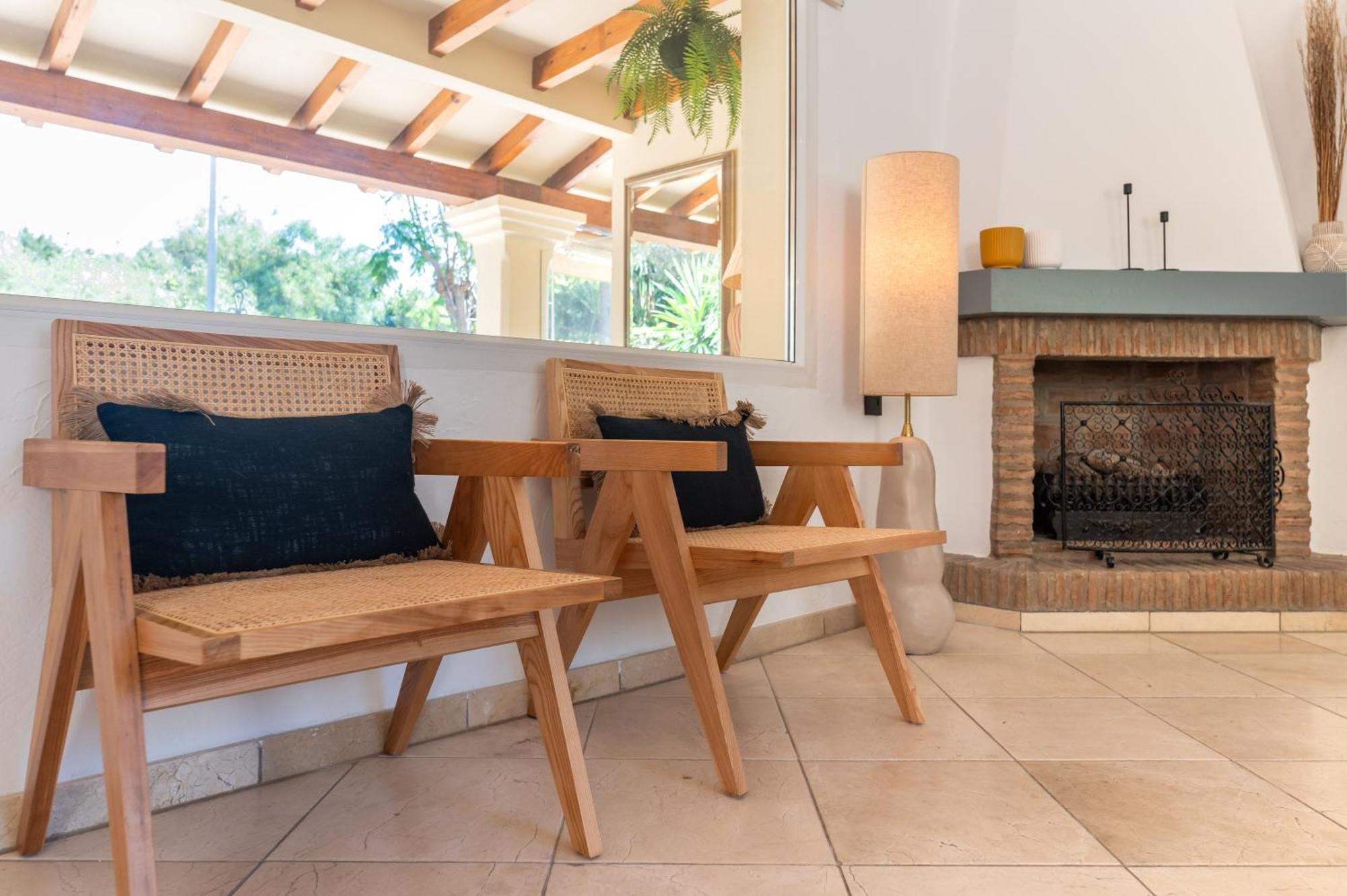 New Beachside With Private Pool Villa *