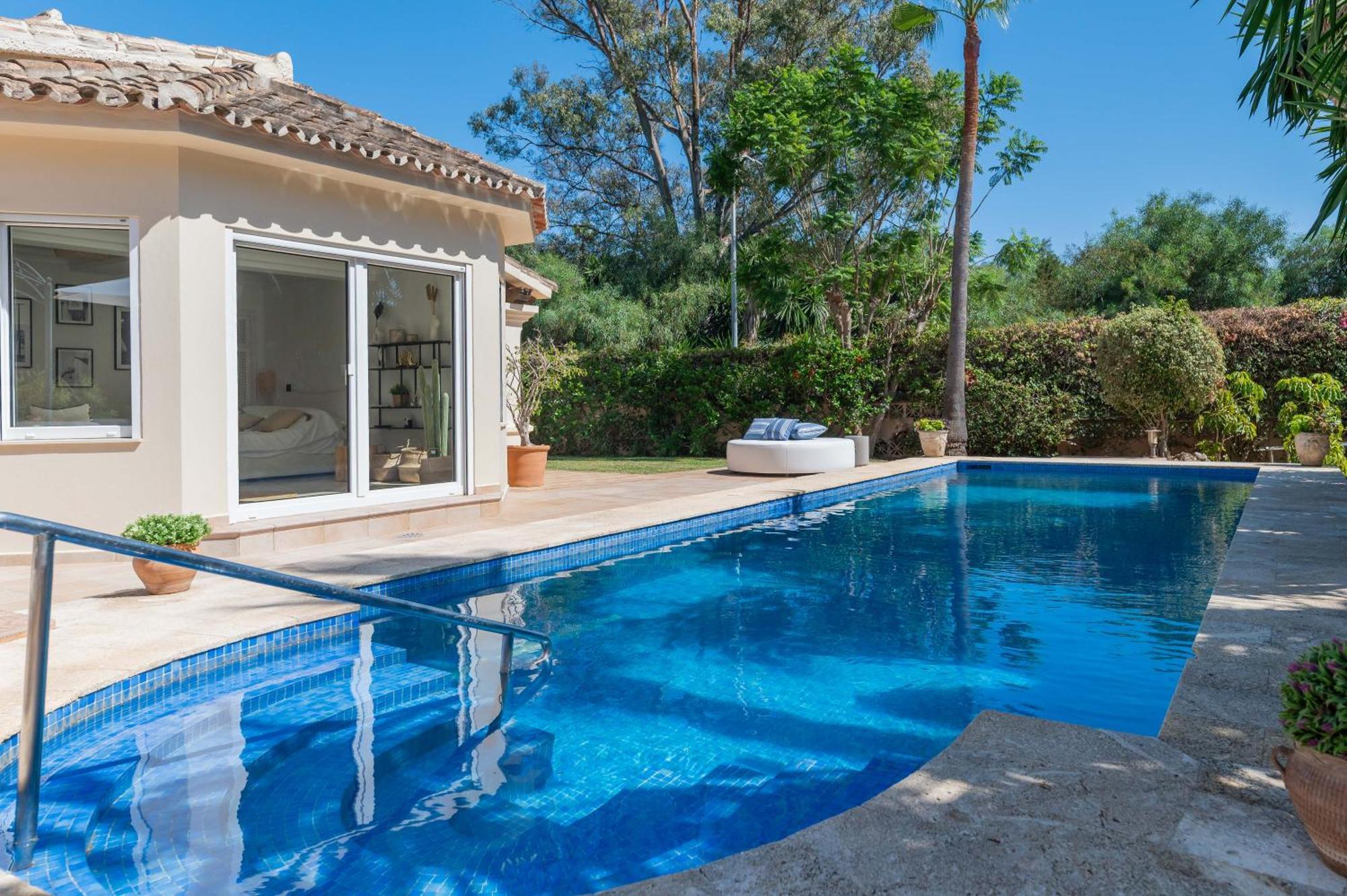 New Beachside With Private Pool Marbella